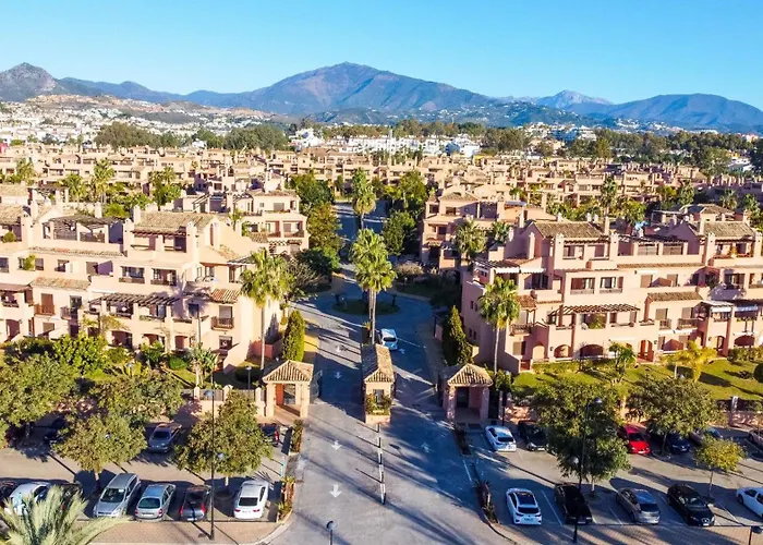 Apartment Hacienda Del Sol - Beachside By Finest Estepona