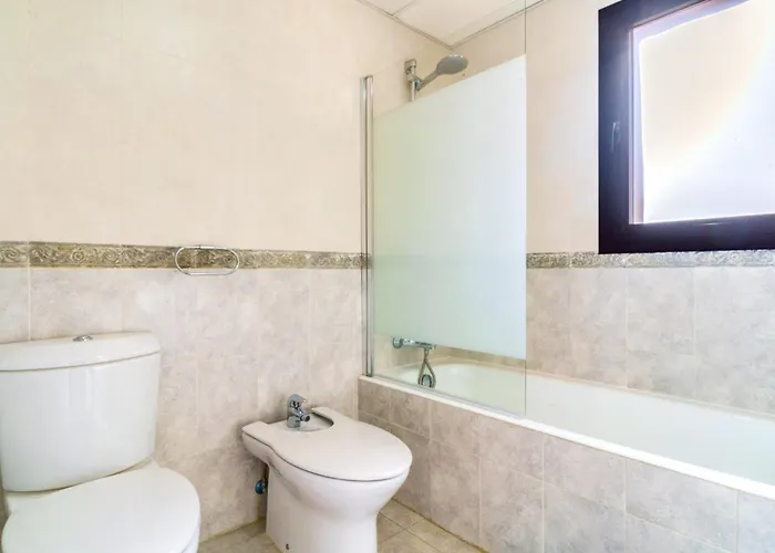 Hacienda Del Sol - Beachside By Finest Apartment Estepona