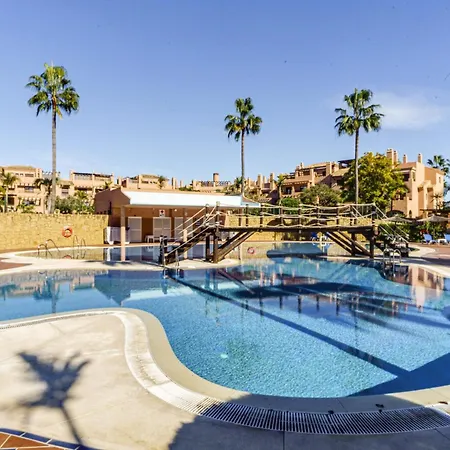 Hacienda Del Sol - Beachside Estepona