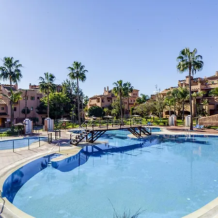 Hacienda Del Sol - Beachside * Estepona